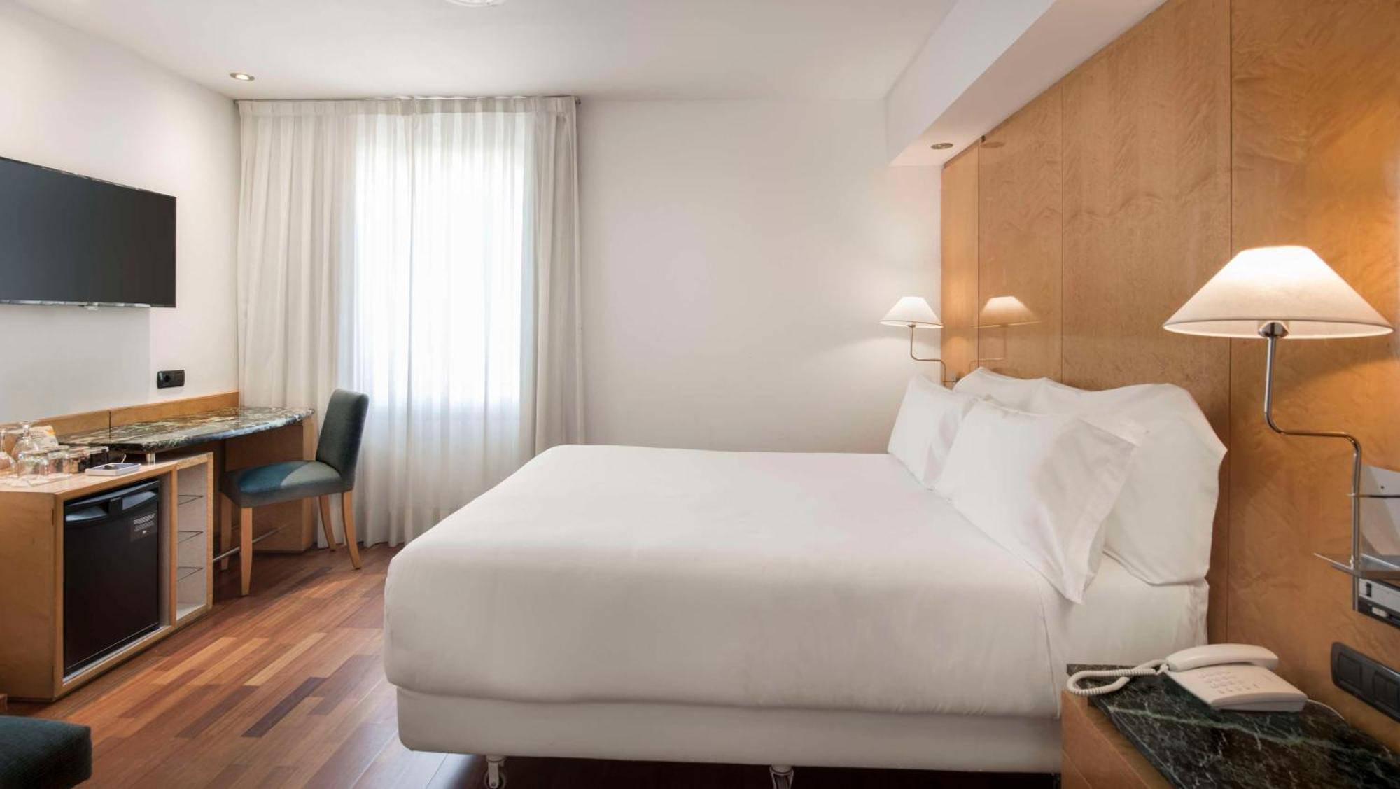 Nh Paseo De La Habana Hotel Madrid Luaran gambar